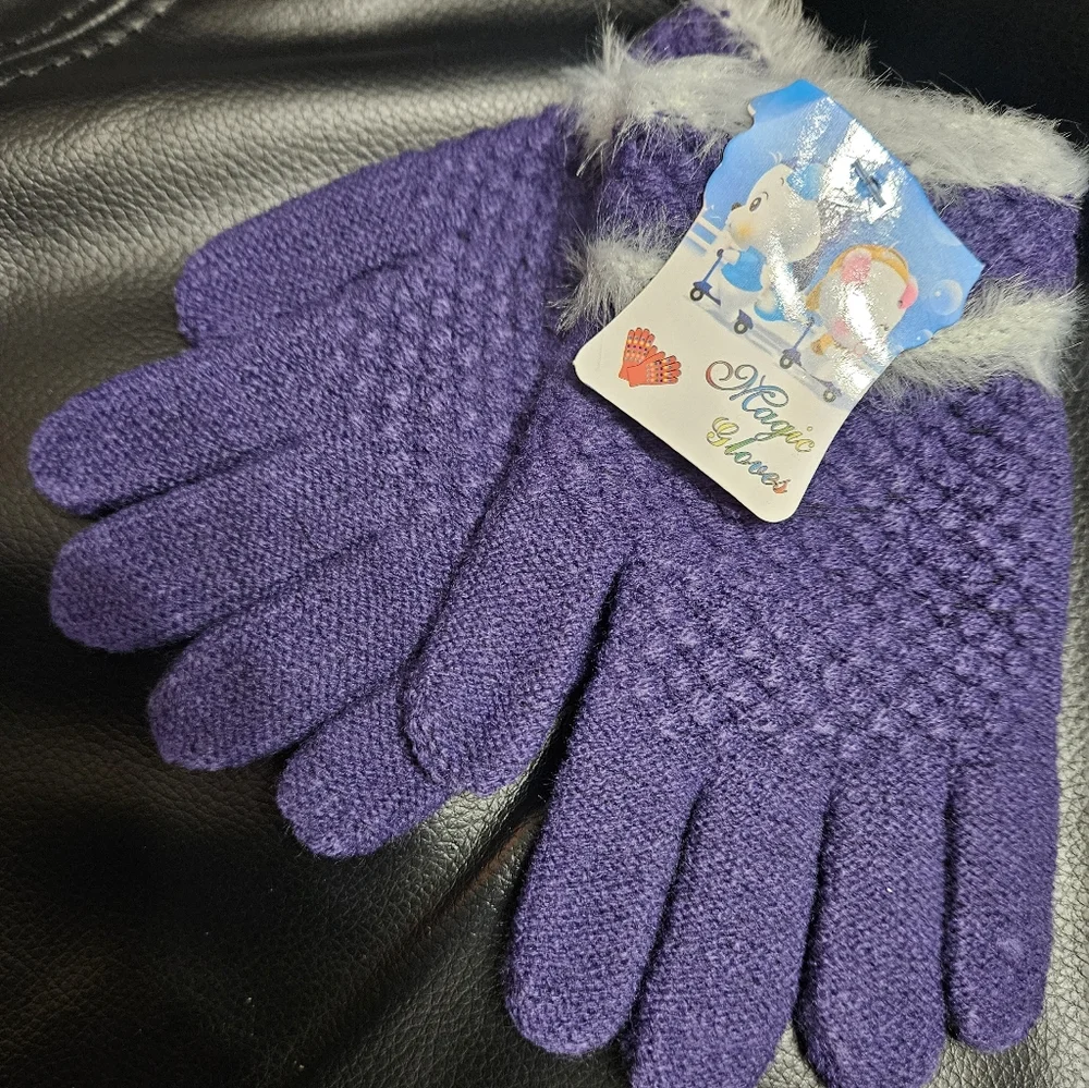 Magic Gloves Purple Kids Winter Gloves NWT